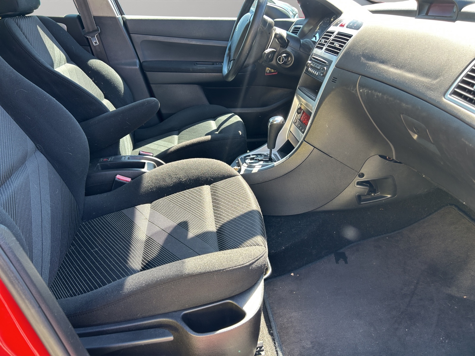 PEUGEOT 307 SW 2.0 16V Premium-image-10