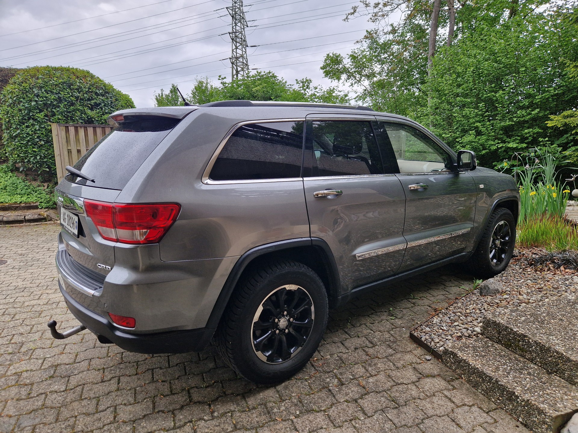 JEEP Grand Cherokee-image-3