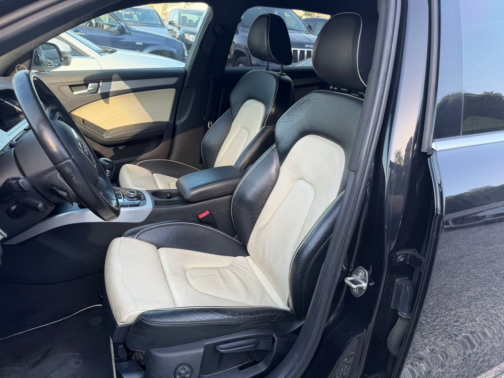 AUDI A4 Avant 3.0 TDI quattro tiptronic-image-7