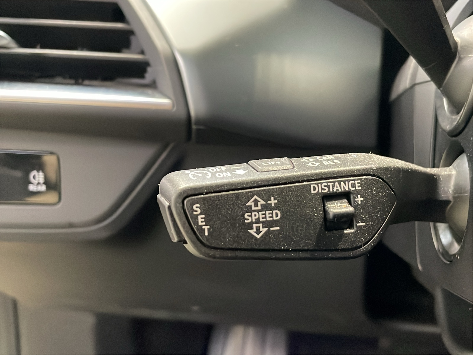 AUDI e-tron GT quattro-image-15