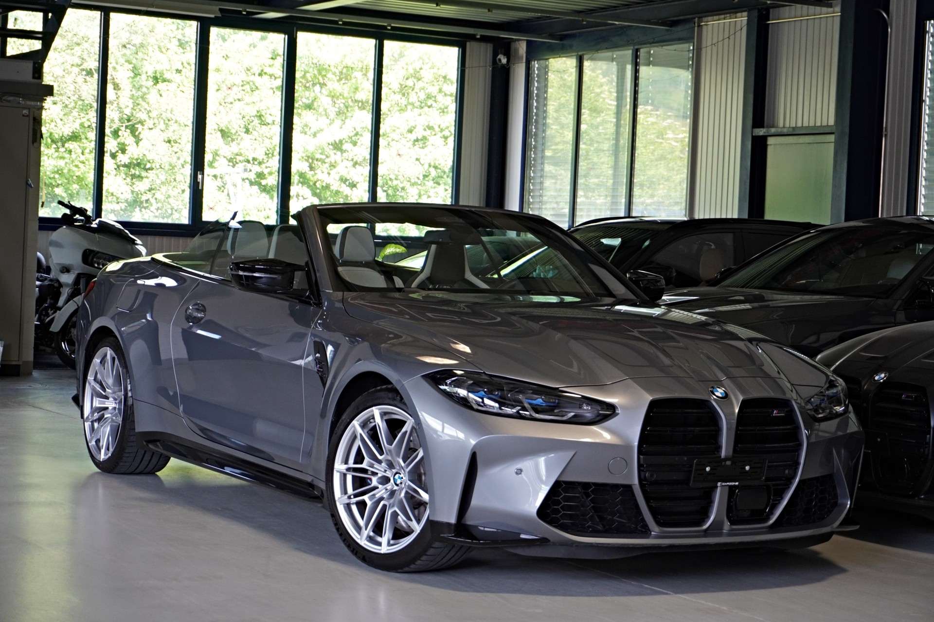 BMW M4 Cabrio Competition M xDrive // M CARBON SCHALENSITZE //-image-15