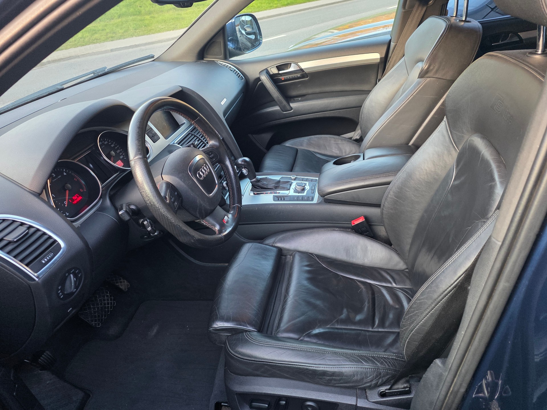 AUDI Q7 3.0 TDI quattro tiptronic ☆☆☆ Luftfederung defekt ☆☆☆ AHK: 3'500kg ☆☆☆-image-8