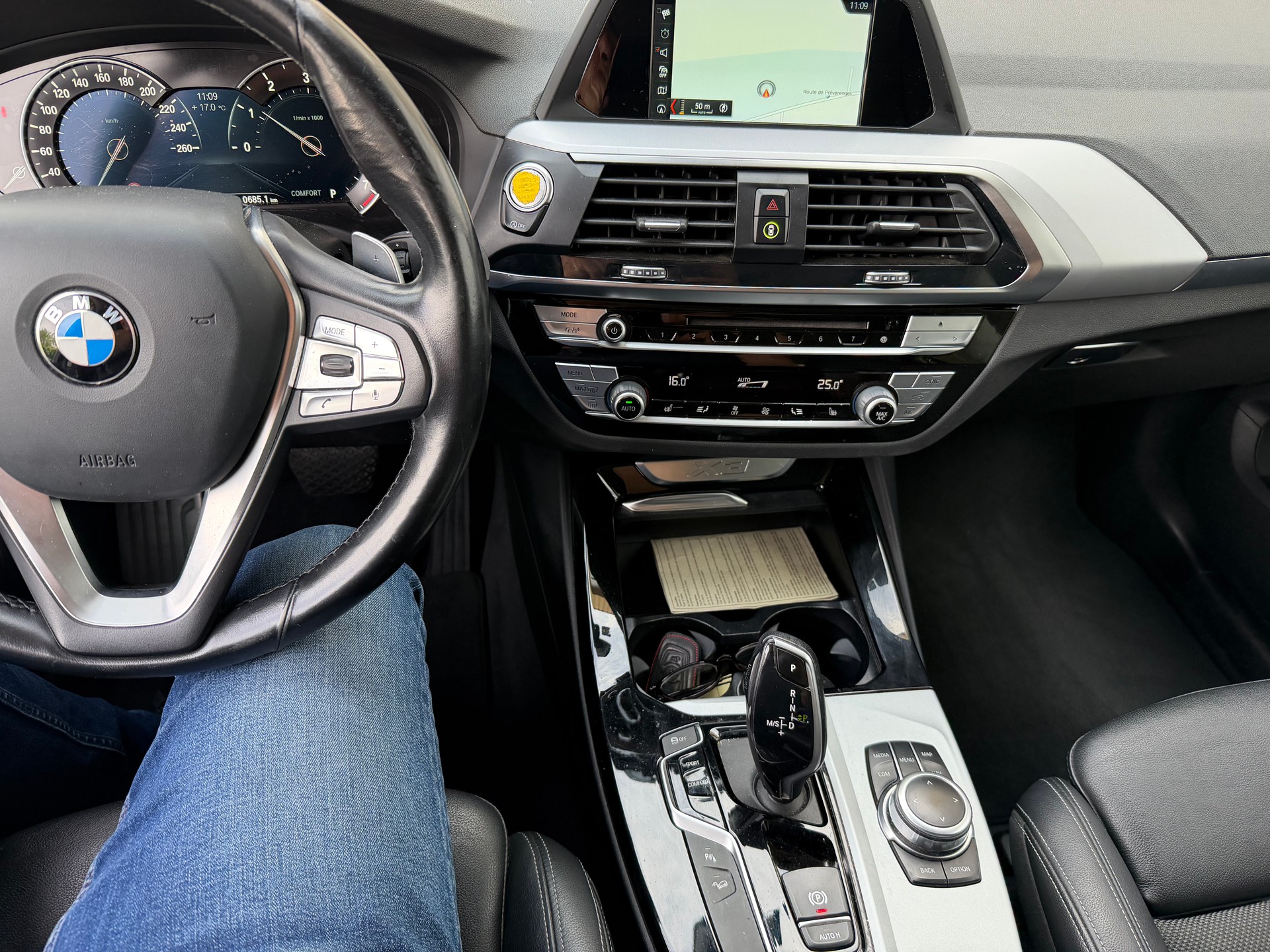 BMW X3 xDrive 30i Individual Luxury Line Steptronic-image-11