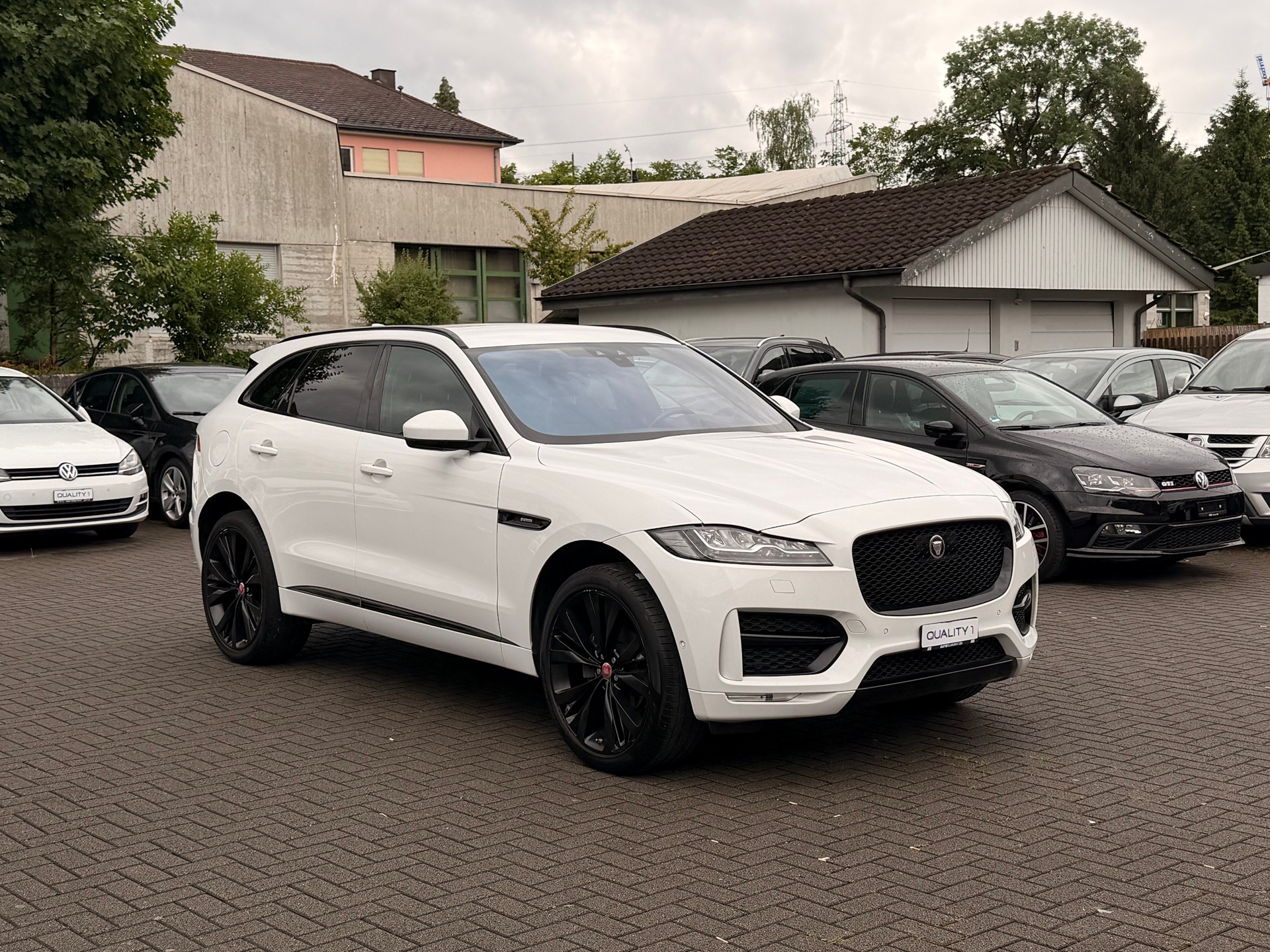 JAGUAR F-Pace 25d R-Sport AWD Automatik