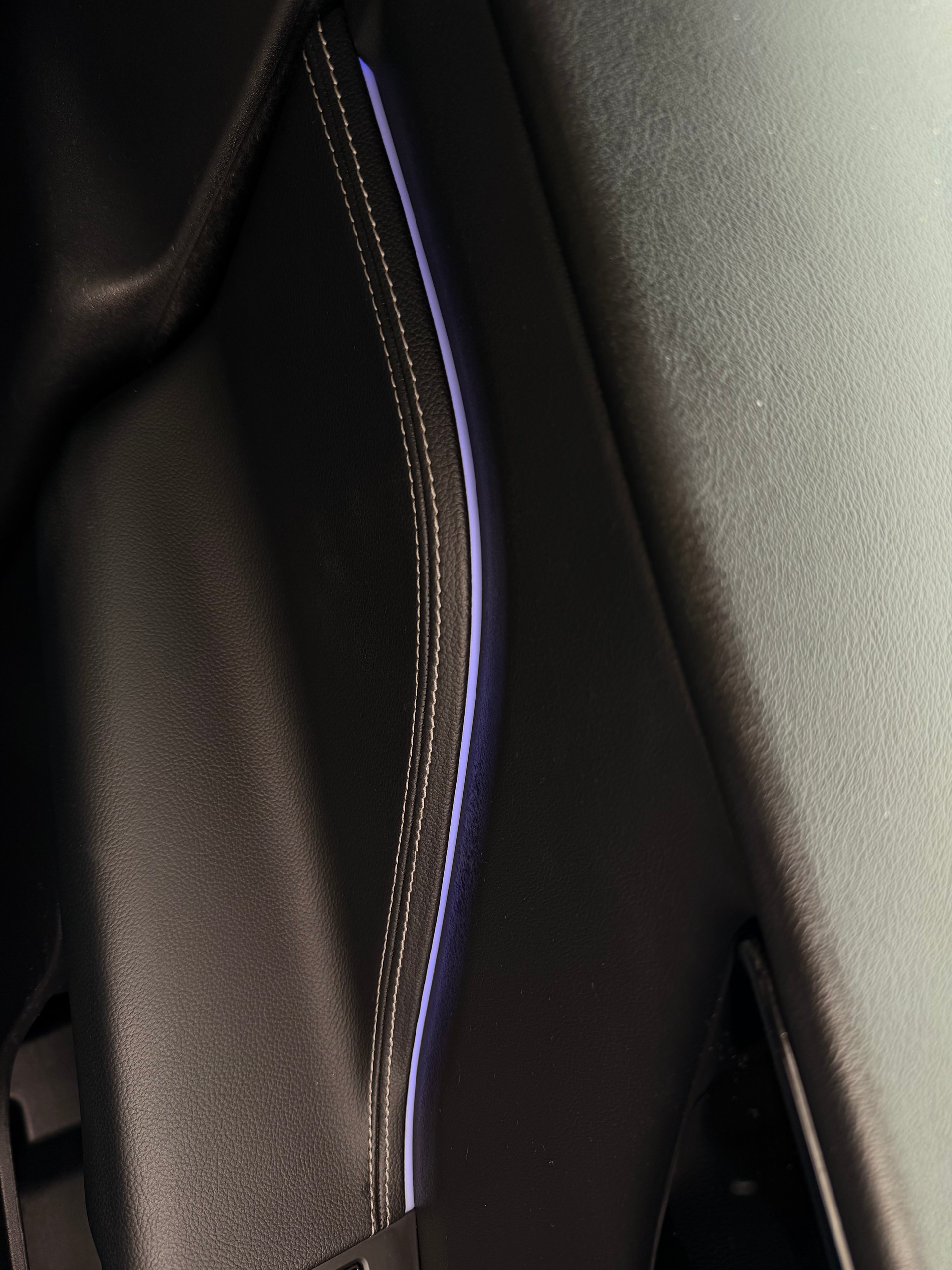 JAGUAR F-Pace 25d R-Sport AWD Automatik-image-19