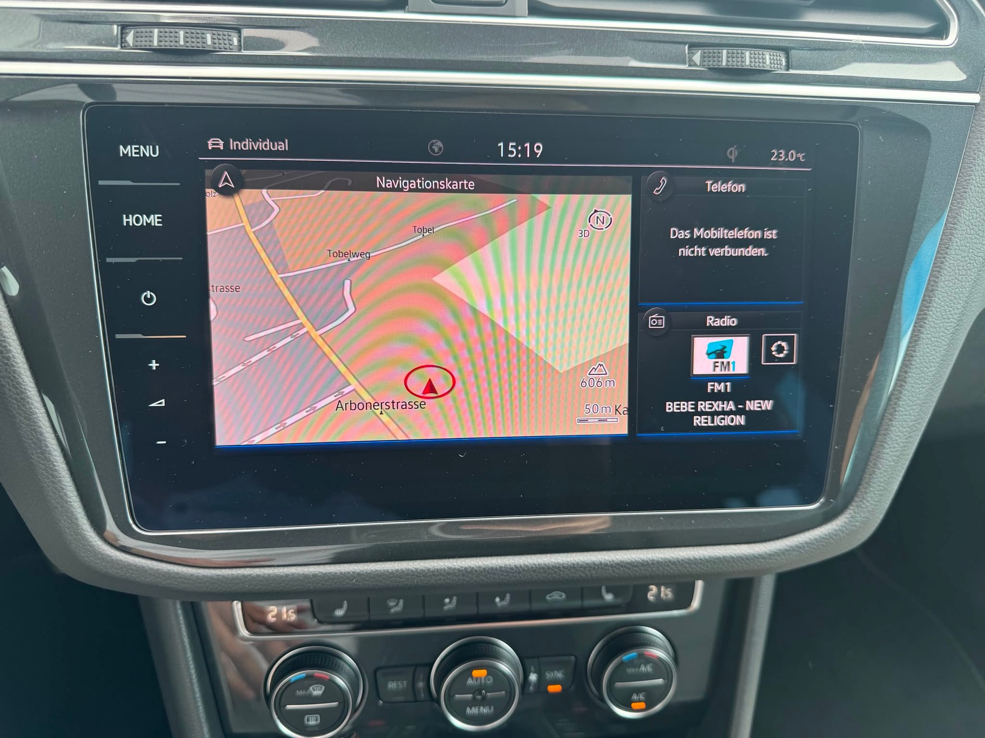 VW Tiguan 2.0 TDI SCR Highline 4Motion DSG-image-15