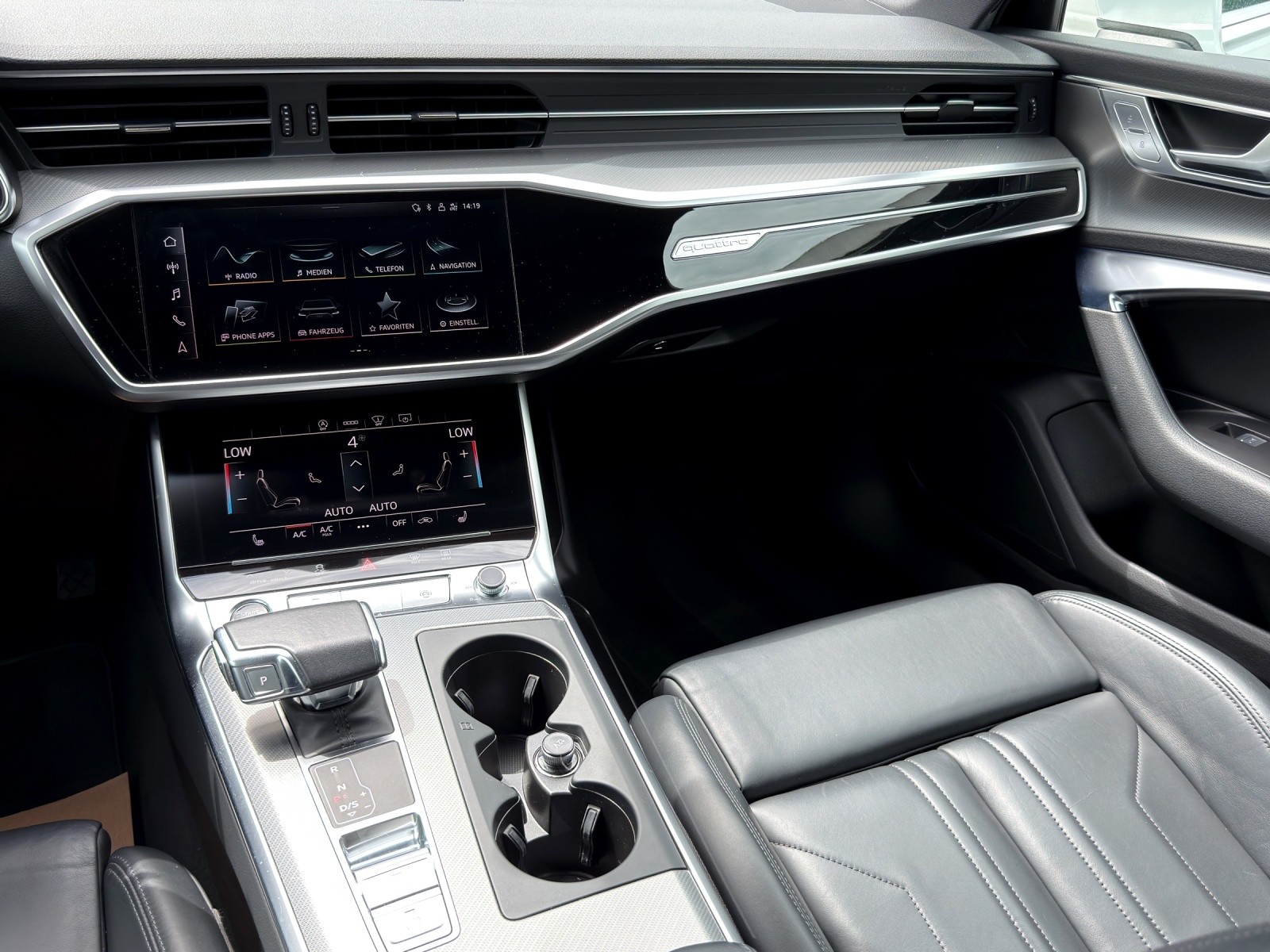 AUDI A6 Avant 55 TFSI Sport quattro S-tronic-image-15