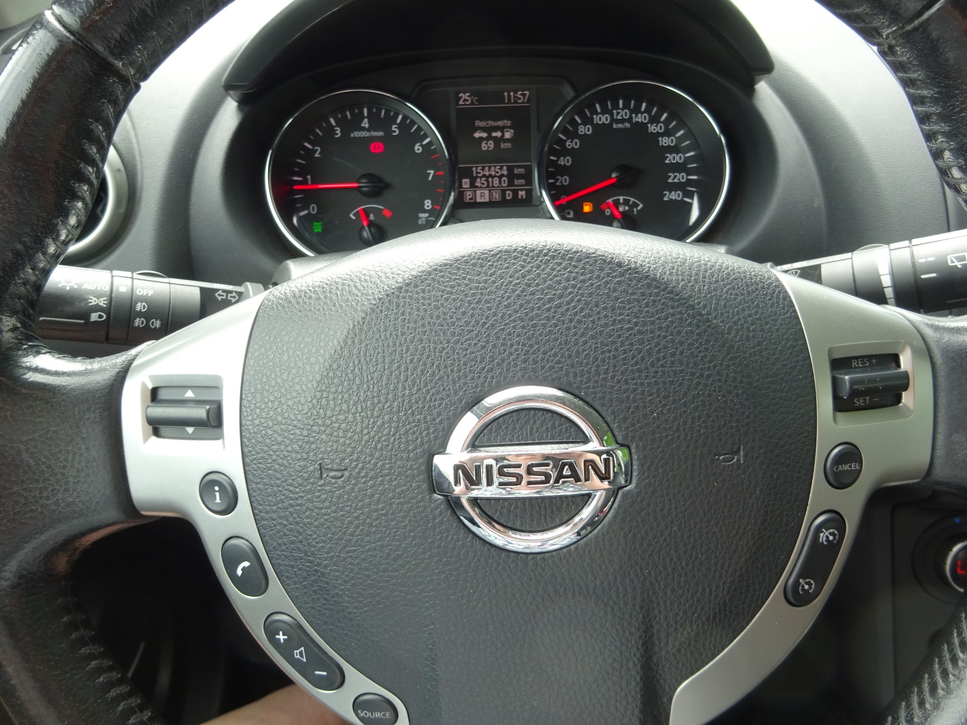 NISSAN Qashqai 2.0 4WD tekna XTronic CVT - MFK 6.2025-image-14