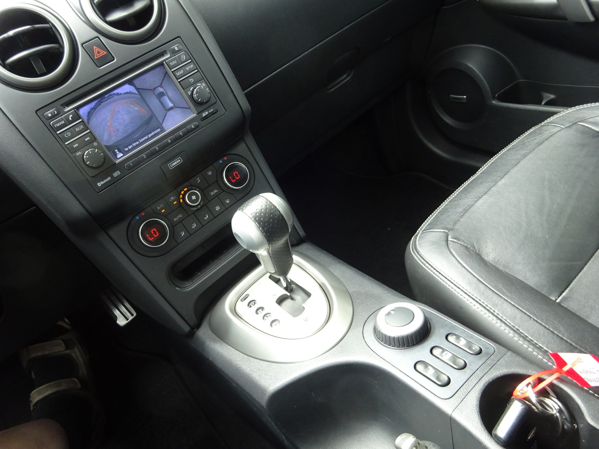 NISSAN Qashqai 2.0 4WD tekna XTronic CVT - MFK 6.2025-image-11