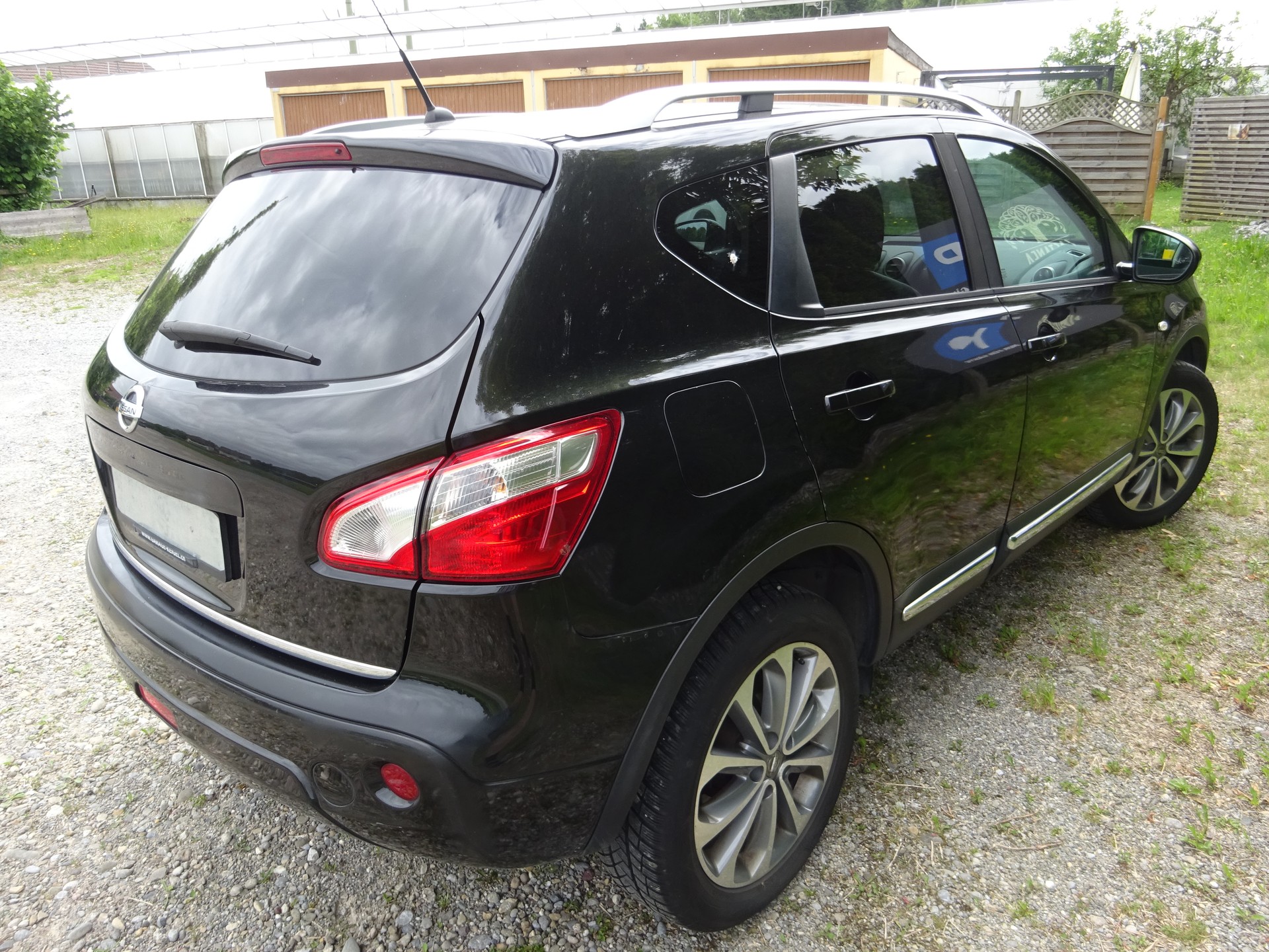 NISSAN Qashqai 2.0 4WD tekna XTronic CVT - MFK 6.2025-image-1