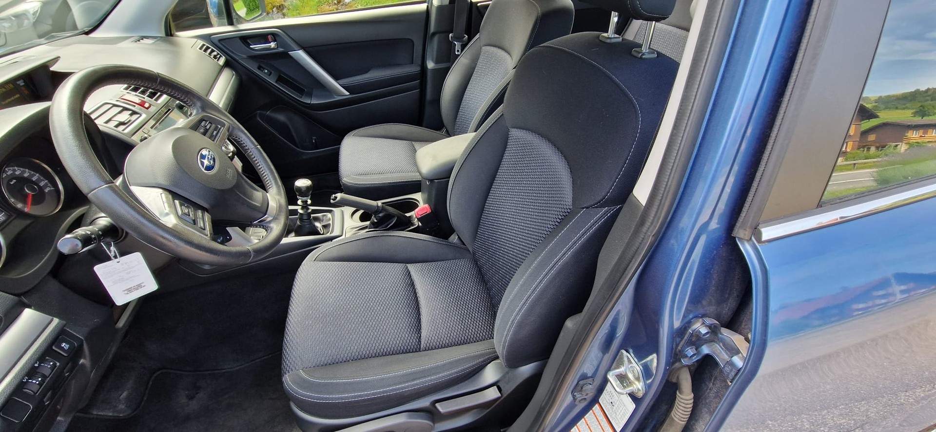 SUBARU Forester 2.0i Swiss-image-7