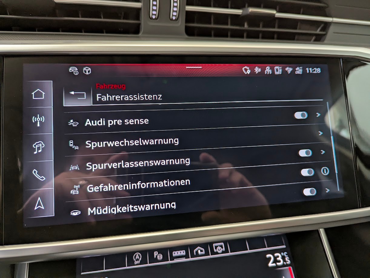 AUDI A6 Avant 3.0 V6 50 TDI S Line quattro T-Tronic*5J GAR ALL-BLACK SPORTSITZE MATRIX 360CAM AHK 2'000KG-image-16