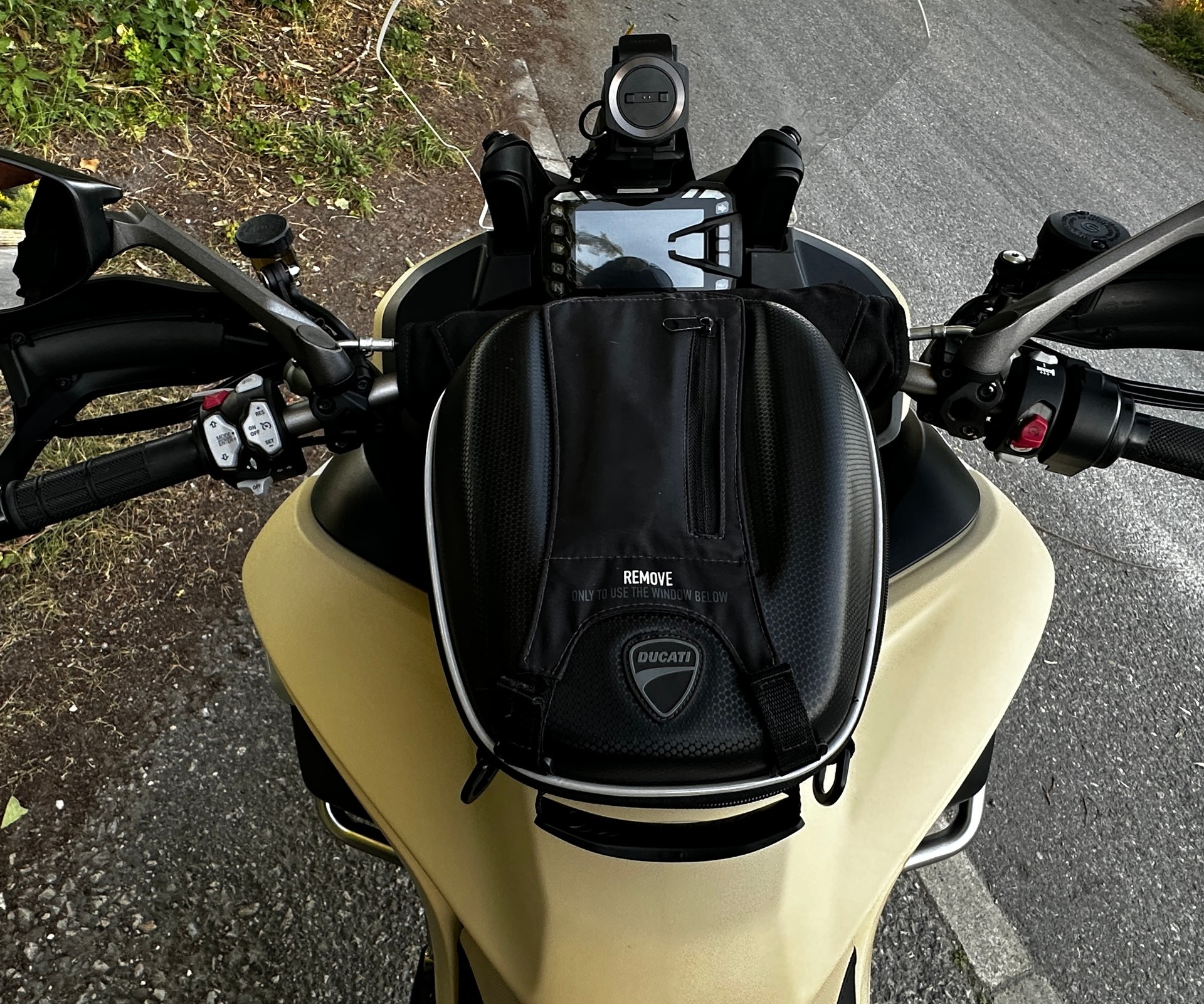 DUCATI Multistrada 1260 Enduro-image-2