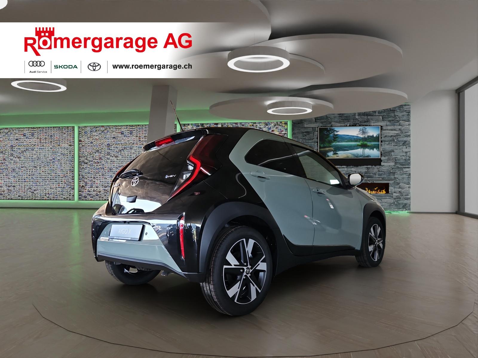 TOYOTA Aygo X 1.5 VVT-i HSD Trend-showroom-element-3