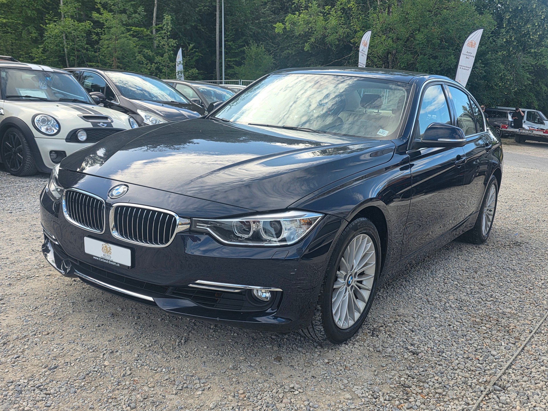 BMW 320i xDrive Luxury Line Frisch ab MFK / Frisch ab Service / Inklusive Garantie / Gratis Lieferung