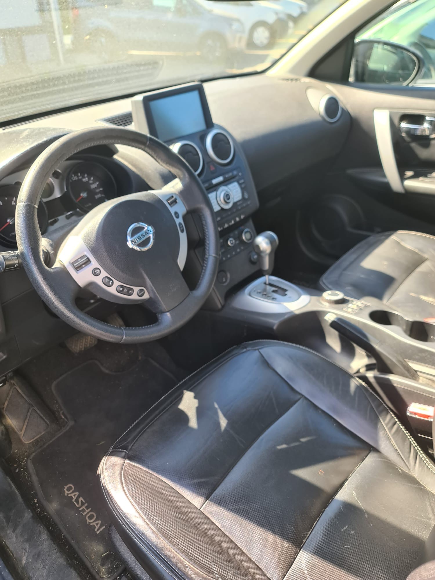 NISSAN Qashqai 2.0 dCi 4WD tekna Automatic-image-4