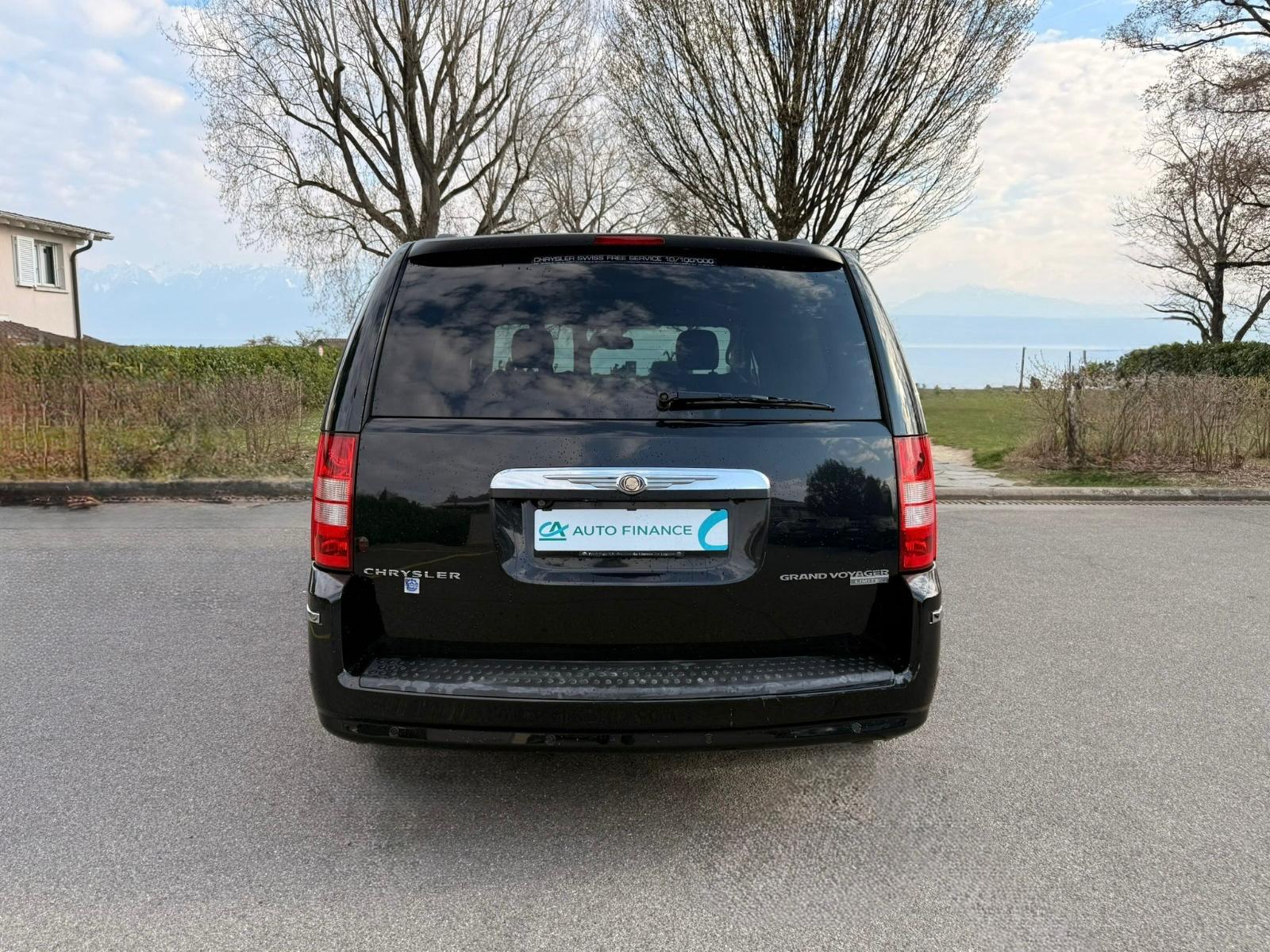 CHRYSLER Grand Voyager 3.8 Limited Automatic-image-5