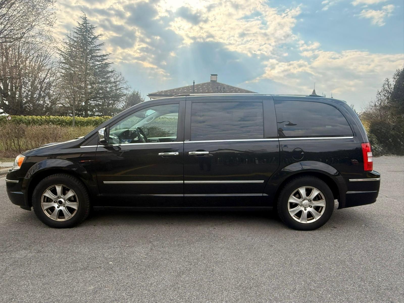 CHRYSLER Grand Voyager 3.8 Limited Automatic-showroom-element-3