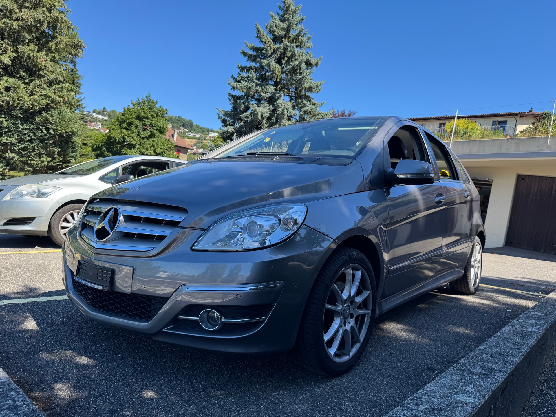 MERCEDES-BENZ B 180 My Star Autotronic