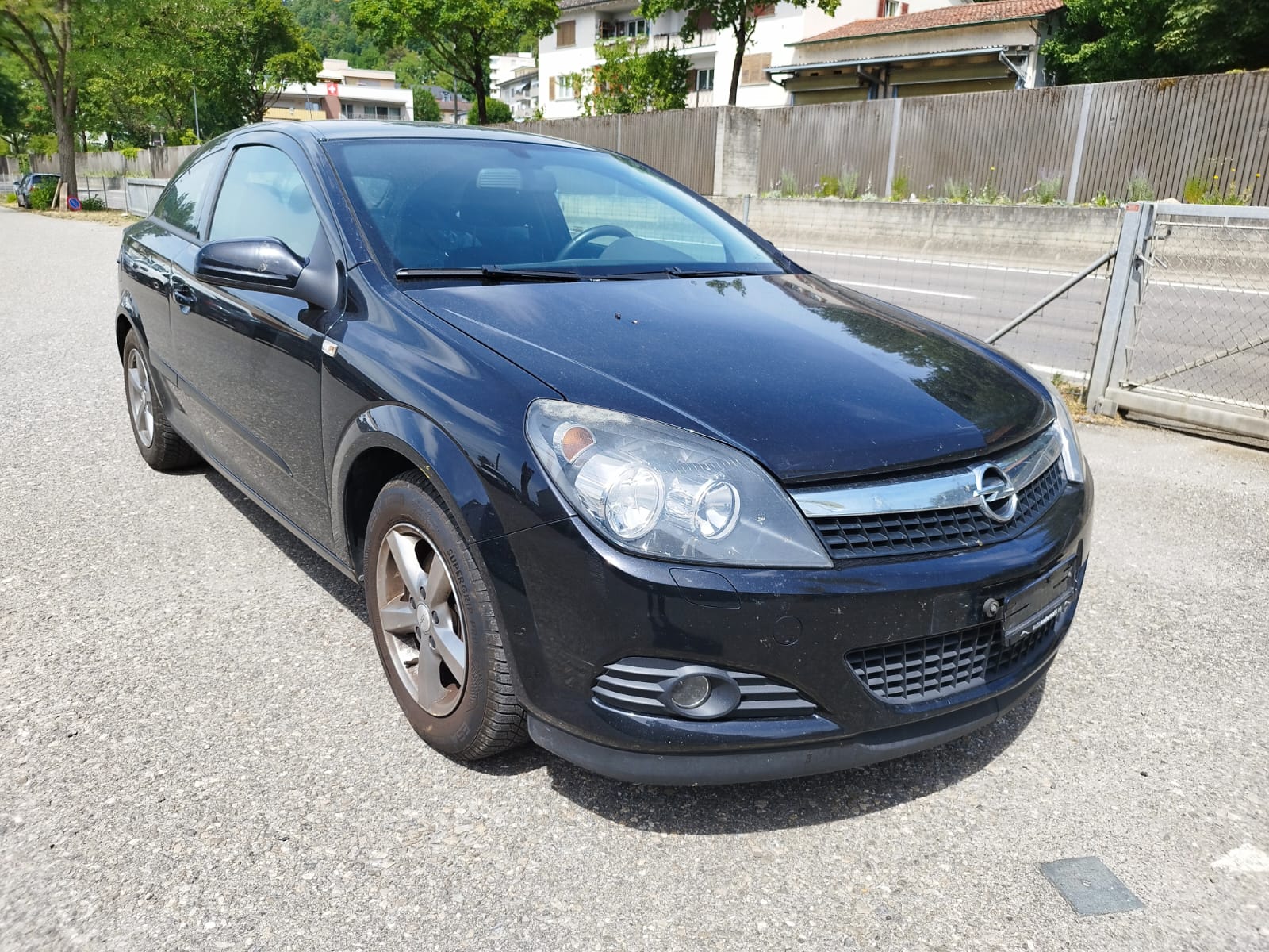 OPEL Astra GTC 1.8i 16V Sport