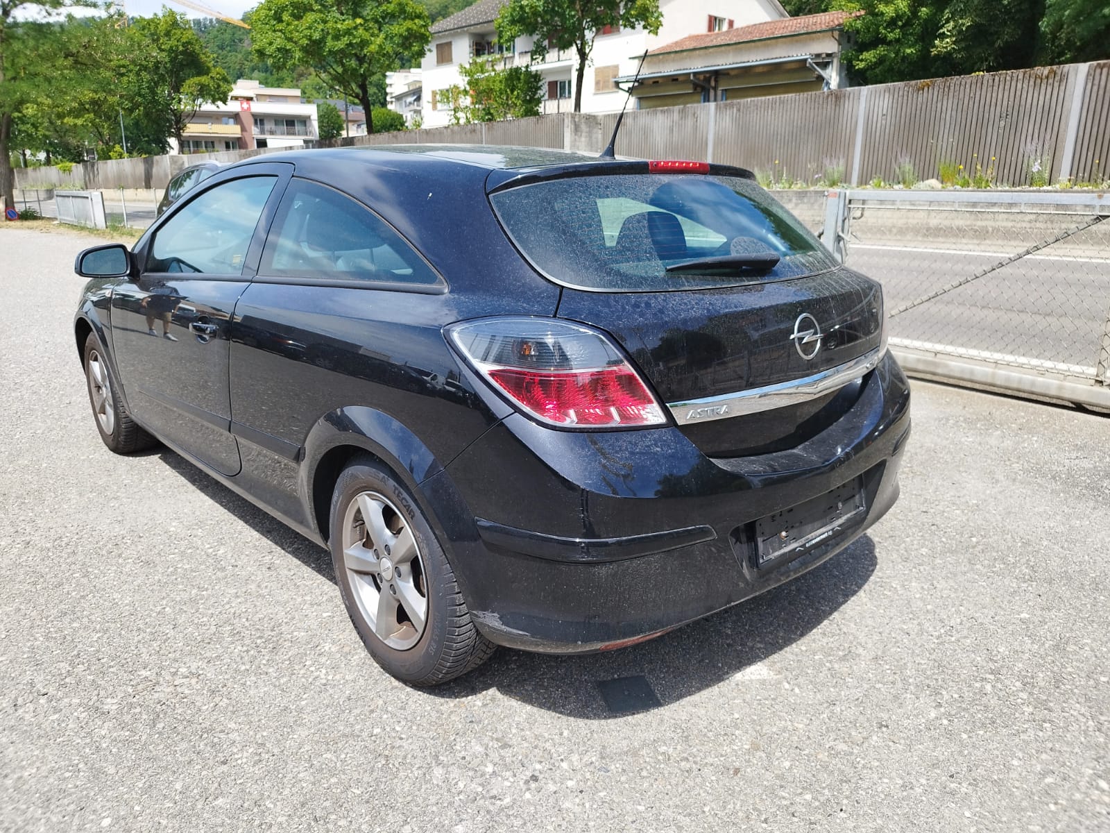 OPEL Astra GTC 1.8i 16V Sport-image-4