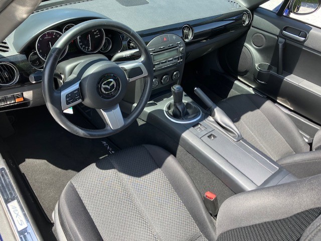 MAZDA 2.0 Exclusive-image-8
