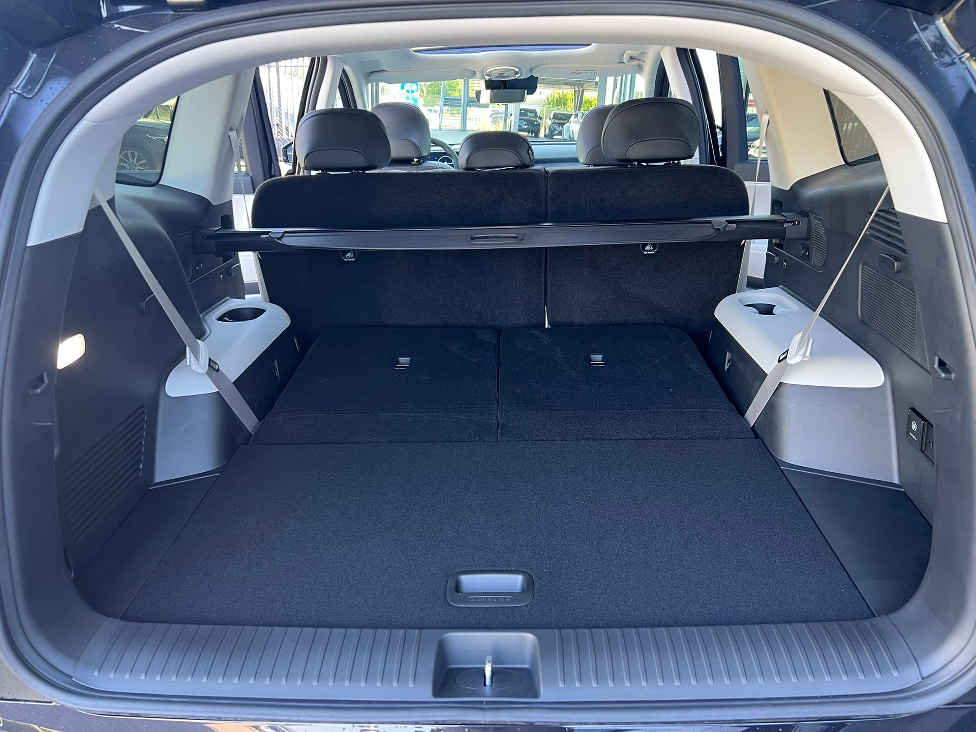 HYUNDAI Ioniq 9 110kWh Vertex 4WD-image-21