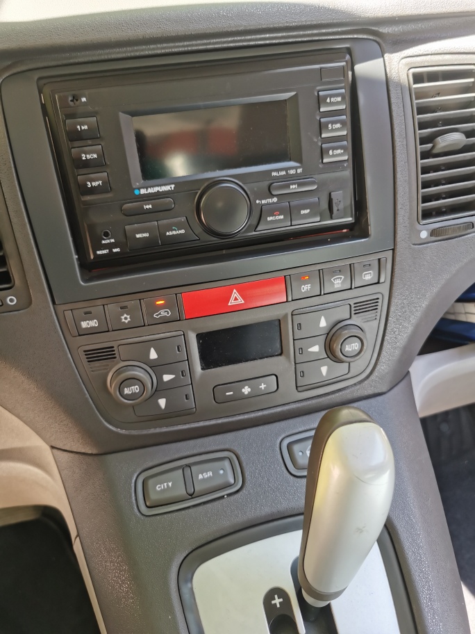 FIAT Idea 1.4 16V Swiss-image-9