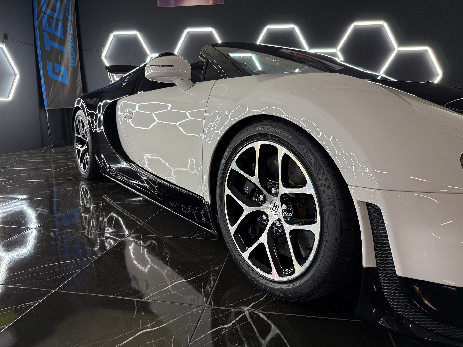 BUGATTI Grand Sport Vitesse-image-13