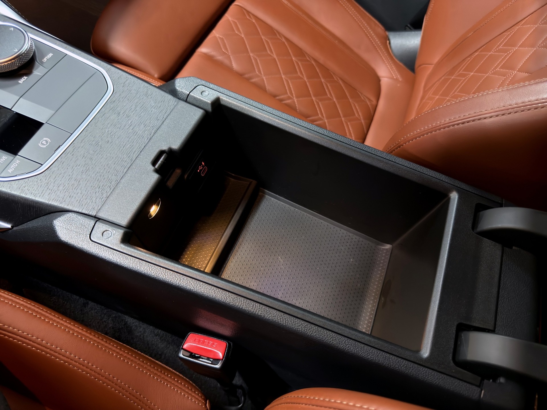BMW M440i xDrive 48V Gran Coupé Steptronic-image-22