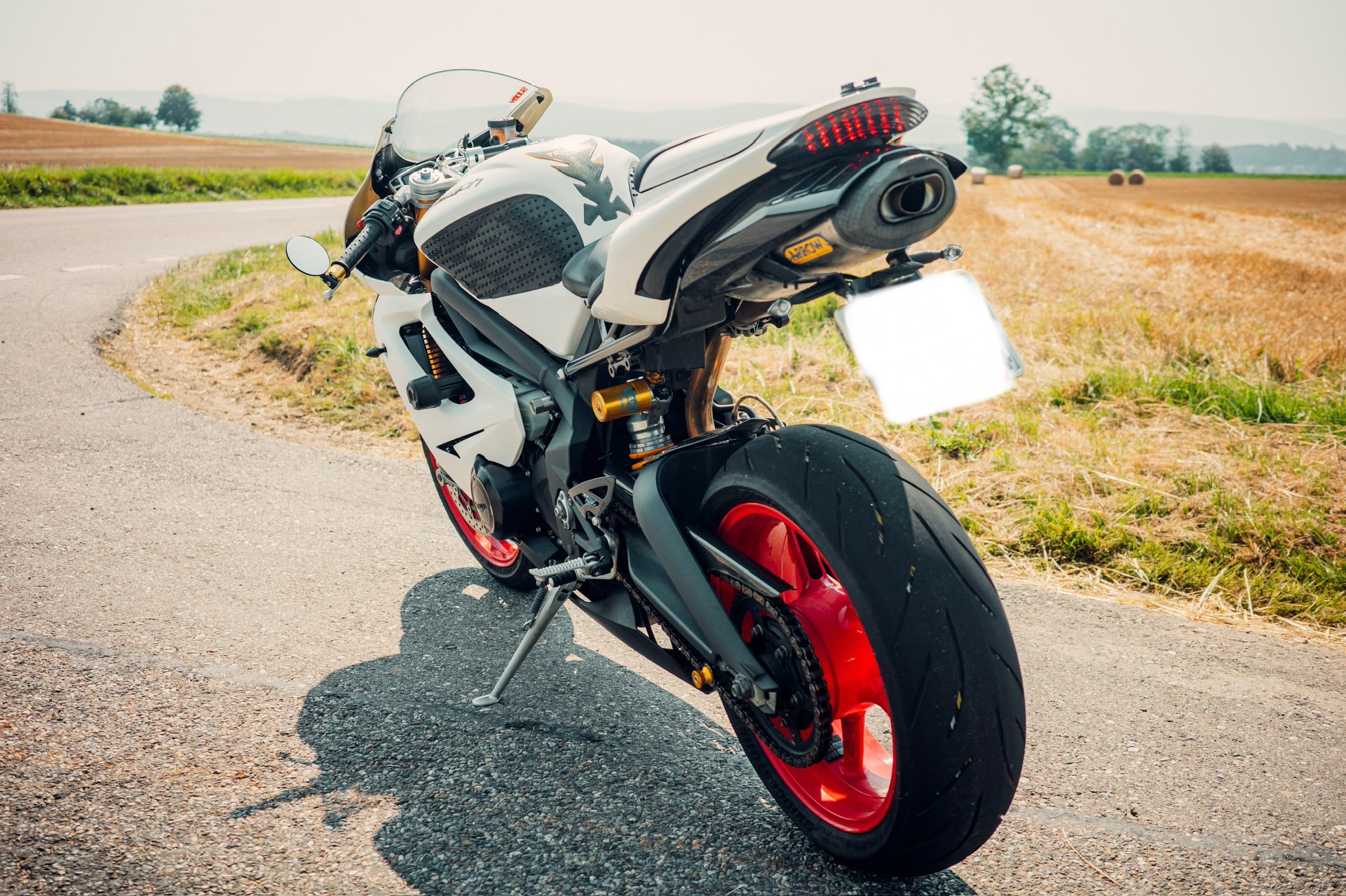 TRIUMPH Daytona 675 R-image-2