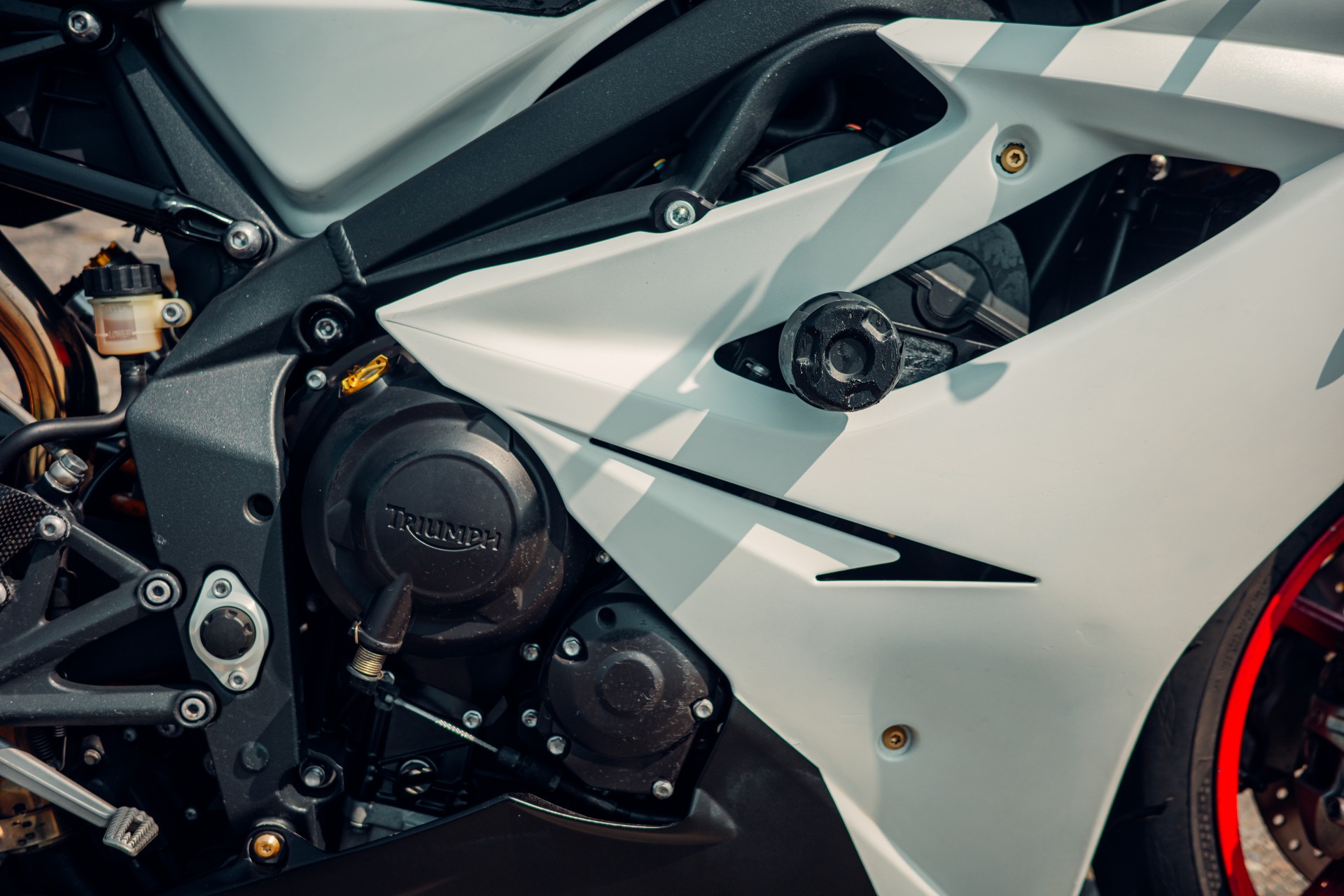 TRIUMPH Daytona 675 R-image-3