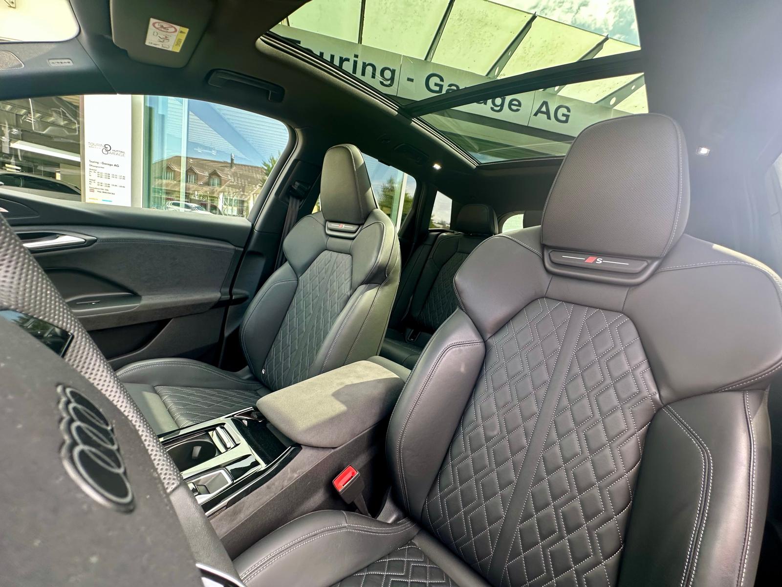 AUDI SQ6 e-tron quattro-image-23