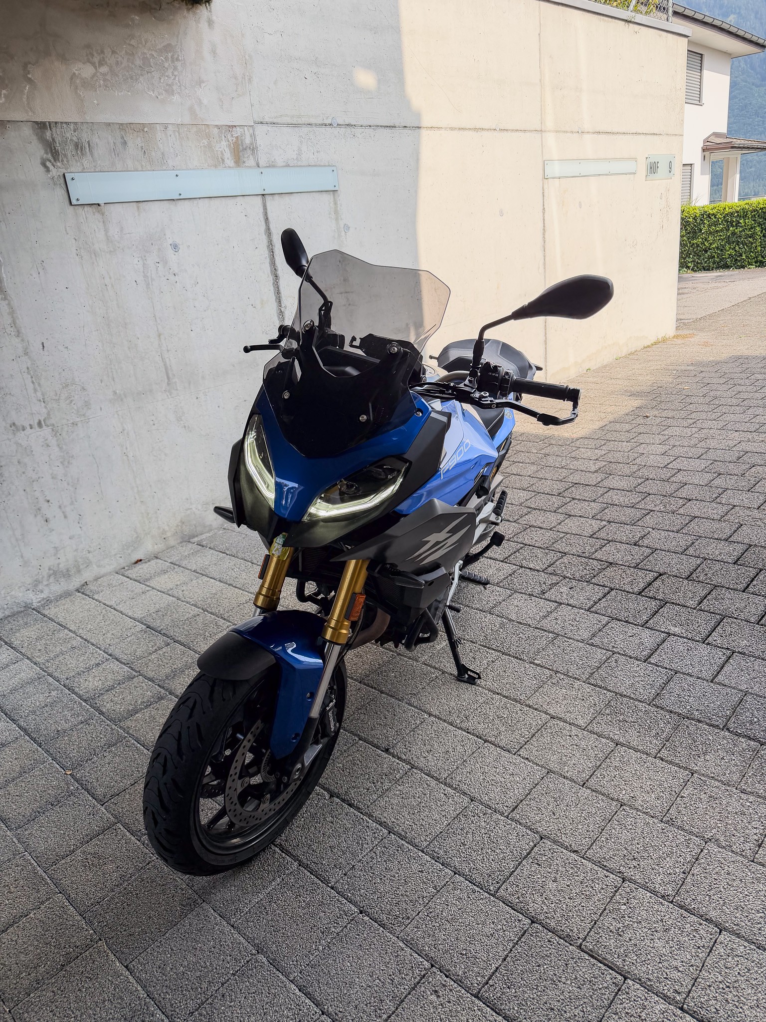 BMW F 900 XR A2 (35kW) ABS Sport-image-3