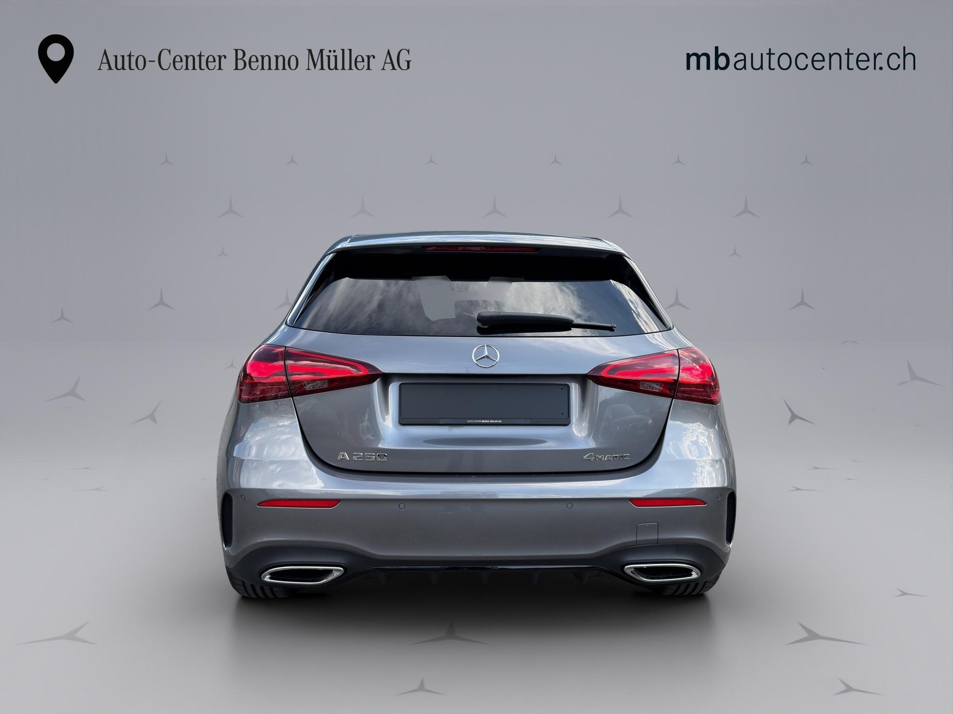 MERCEDES-BENZ A 250 AMG Line 4m-showroom-element-3