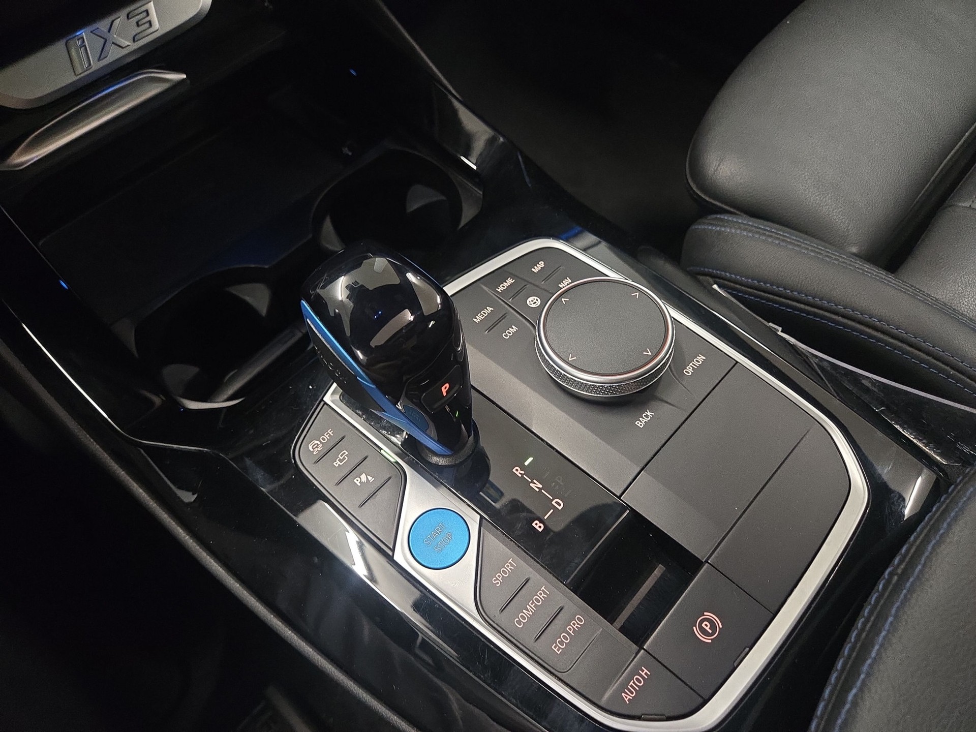 BMW iX3 M Sport Impressive-image-10