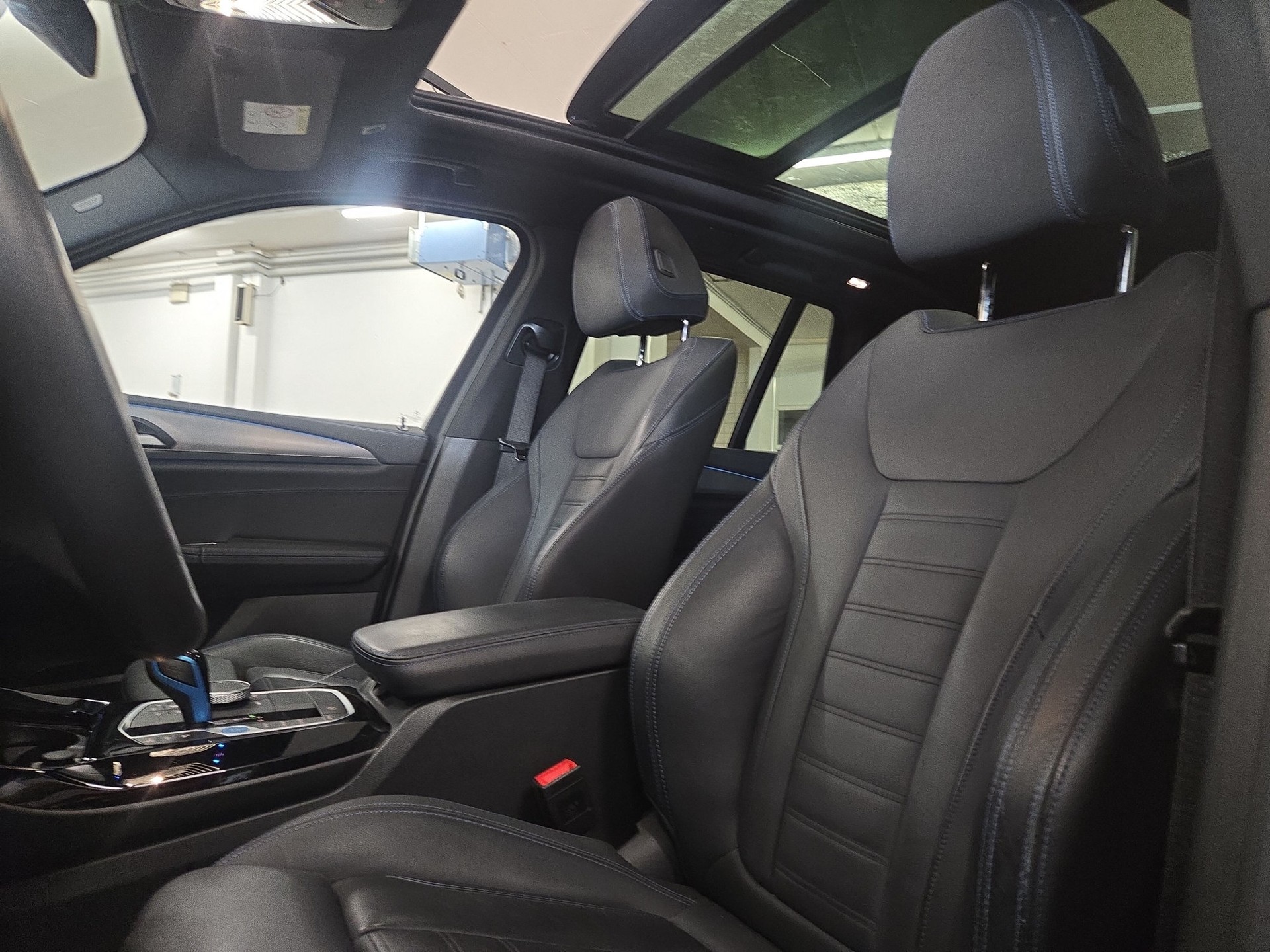 BMW iX3 M Sport Impressive-image-9