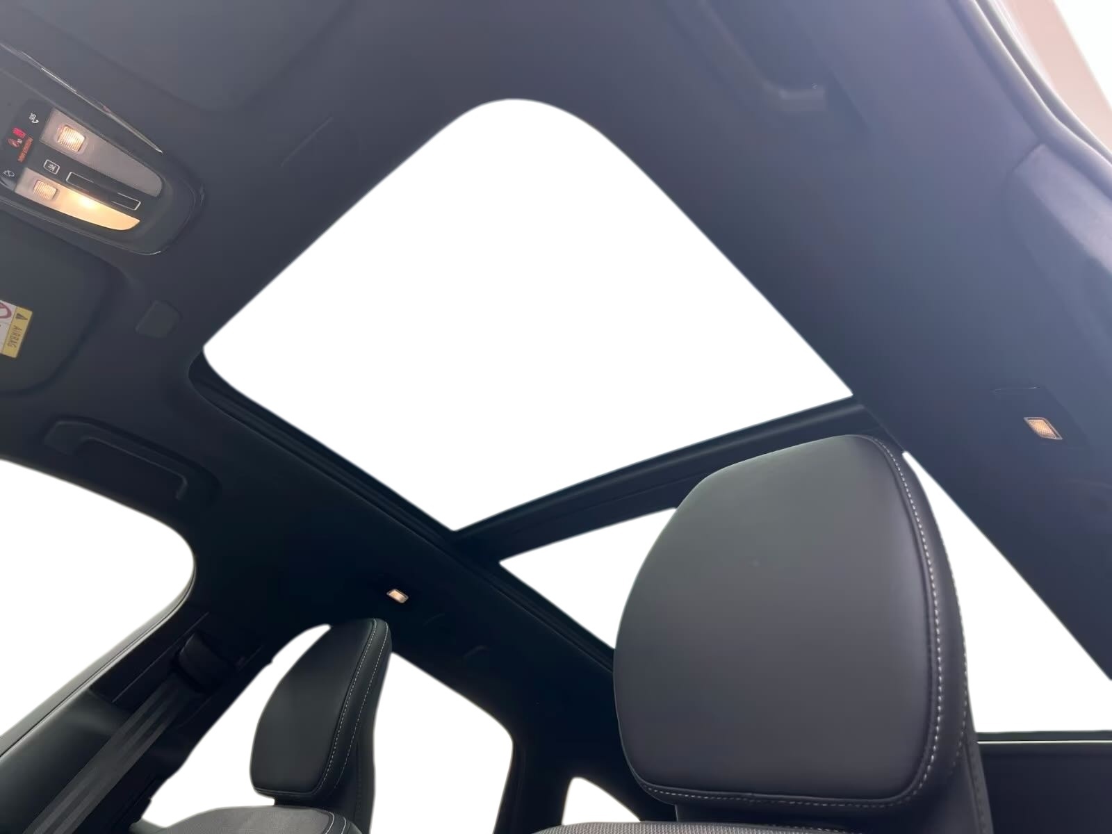 VOLVO XC60 T6 eAWD PluginHybrid Ultra Dark Geartronic-image-12