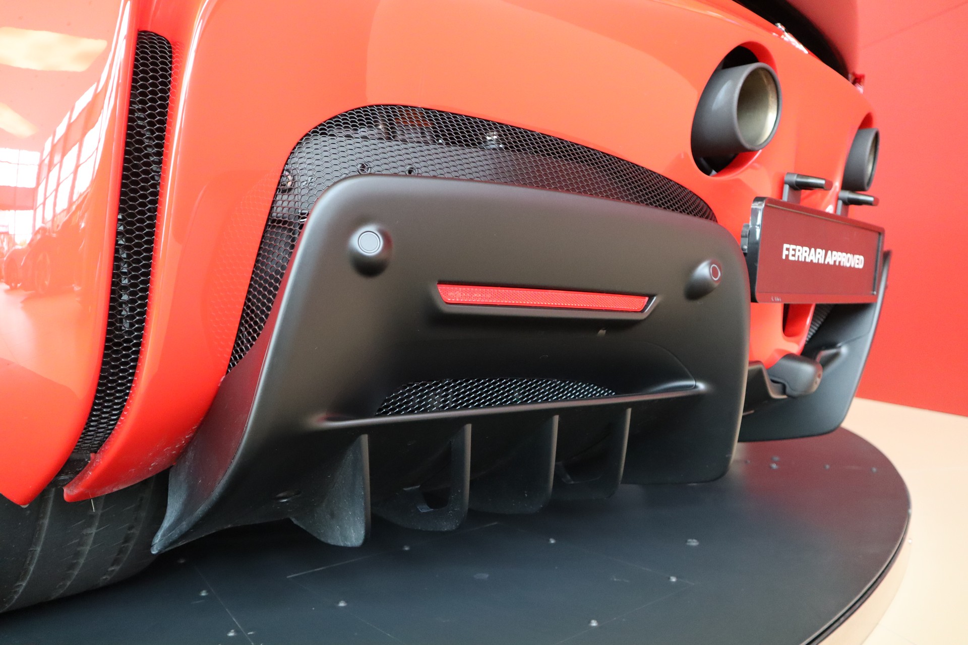 FERRARI SF90 Stradale-image-27