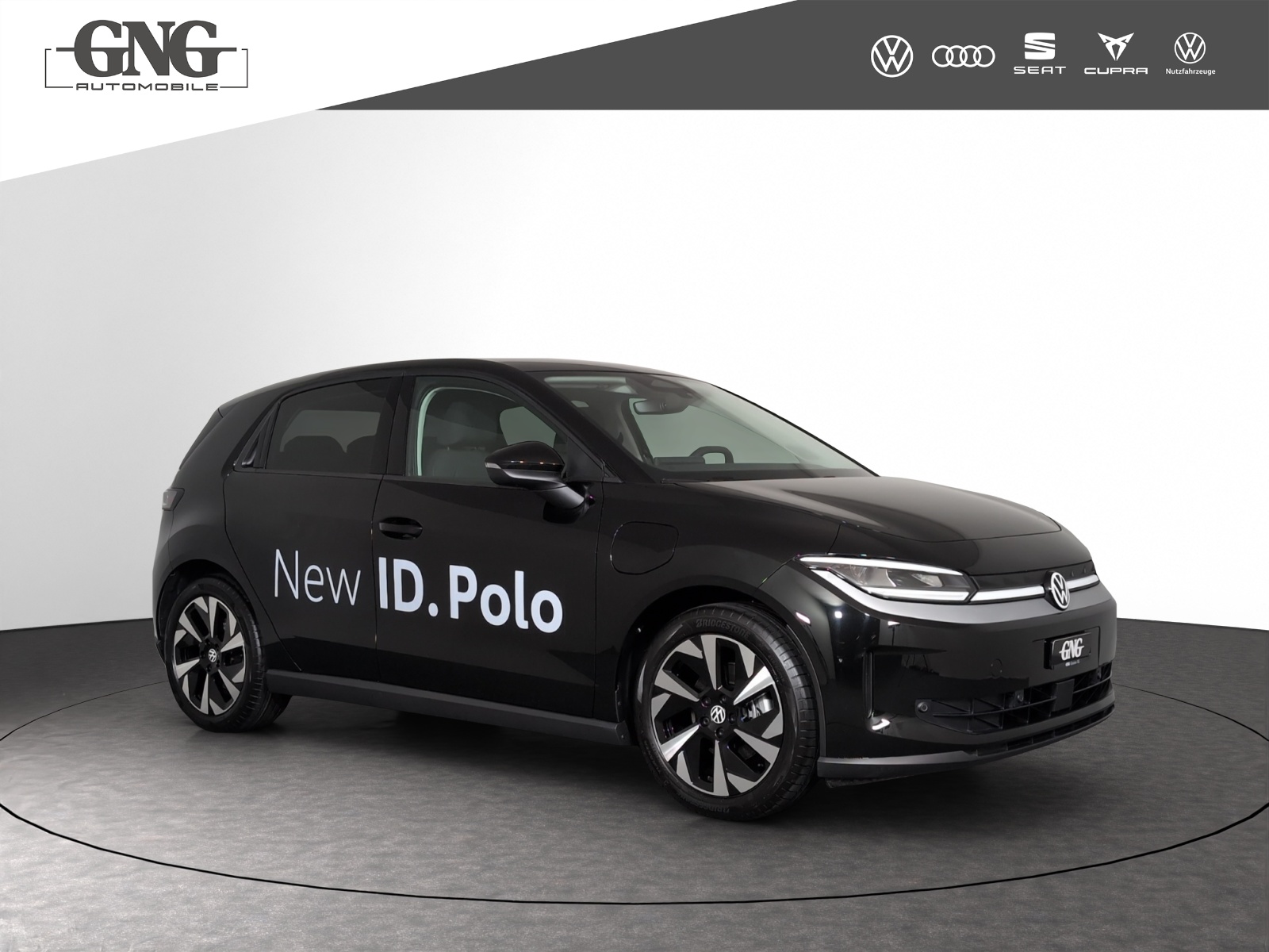 VW ID.Polo 52 kWh Life Edition One-showroom-element-3