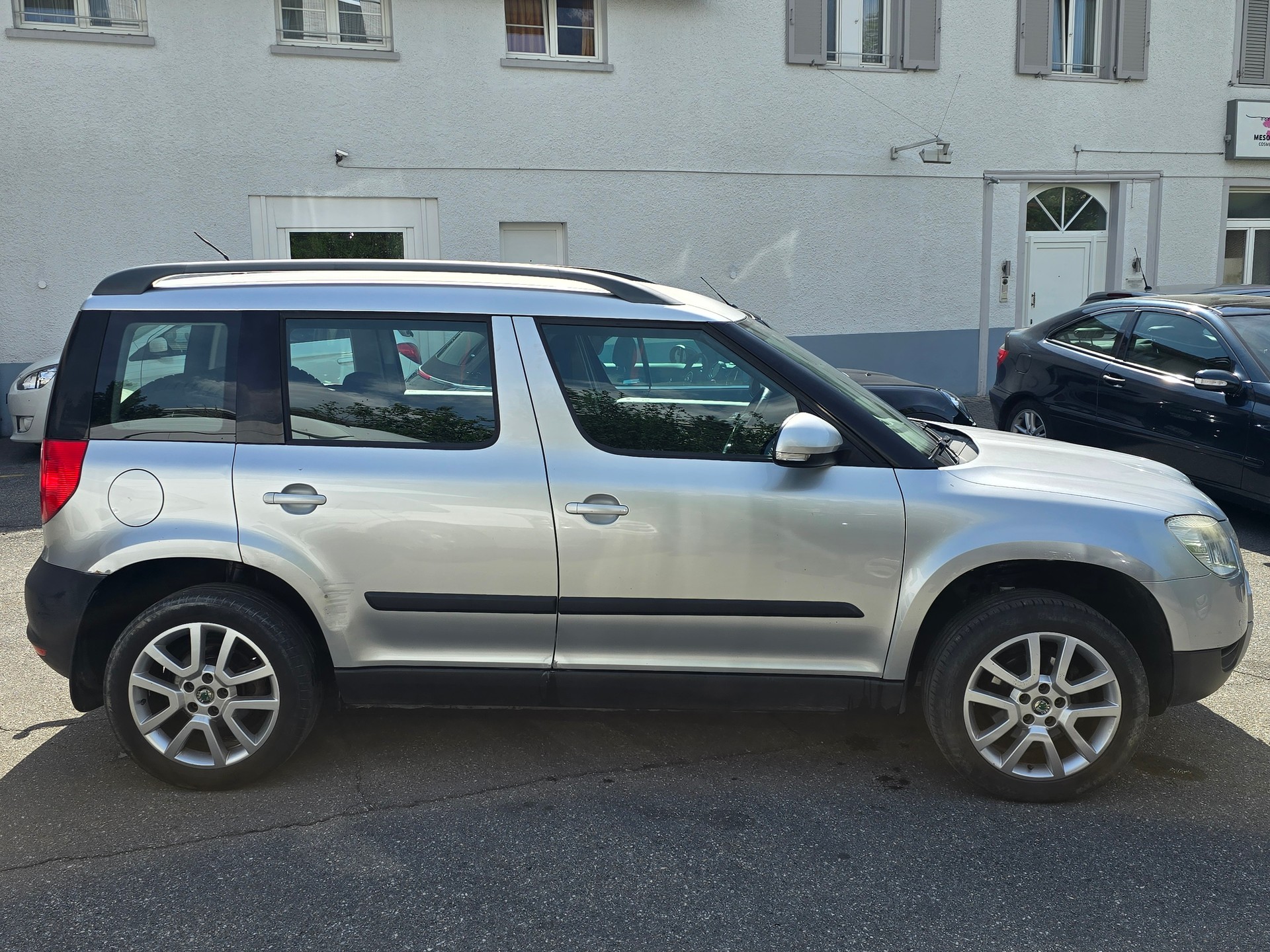SKODA Yeti 2.0 TDI Ambition 4x4-image-5