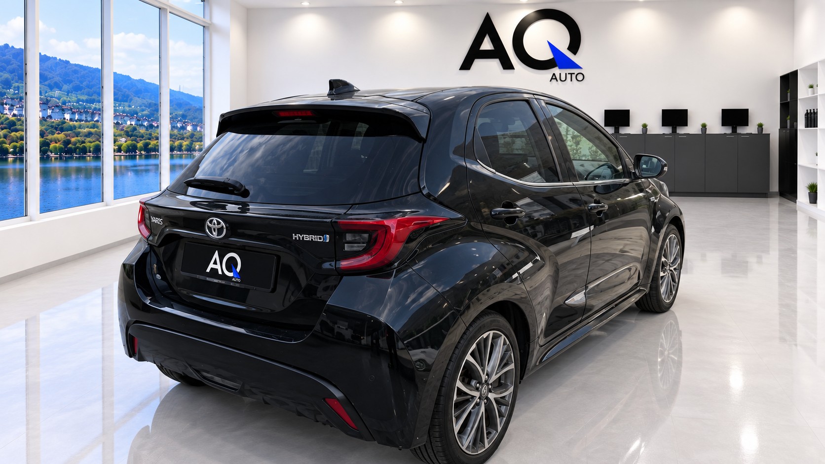 TOYOTA Yaris 1.5 Premium e-CVT-image-5