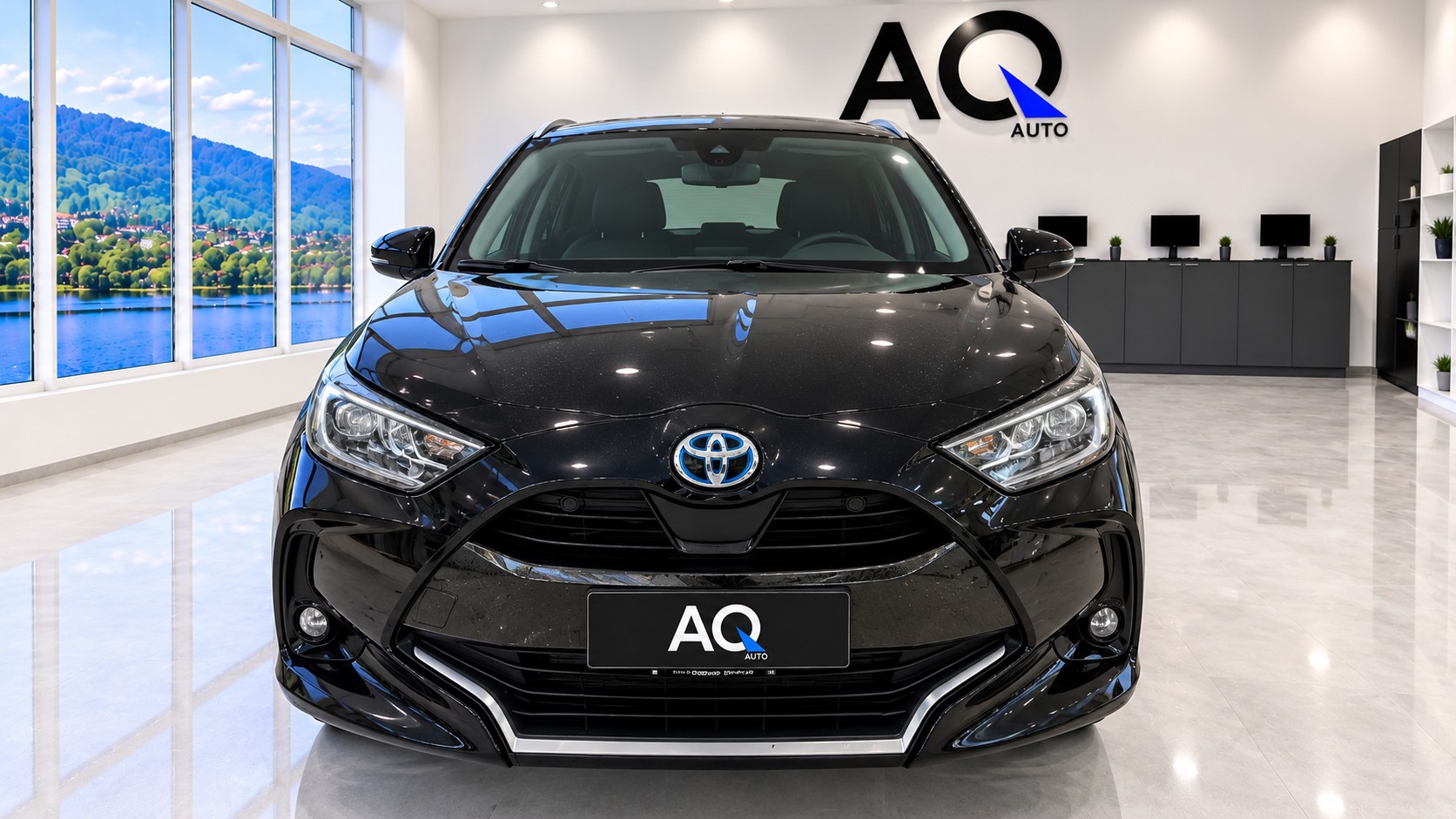 TOYOTA Yaris 1.5 Premium e-CVT-showroom-element-1