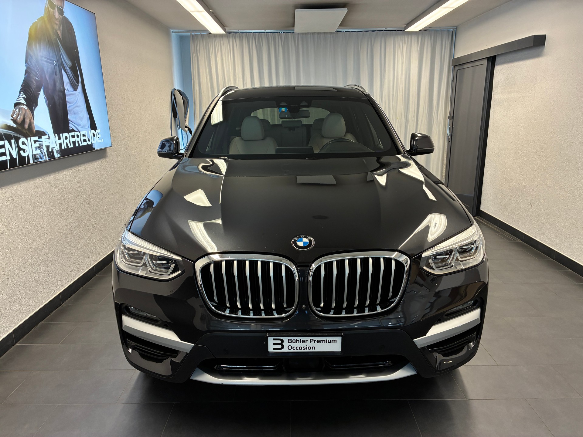 BMW X3 30d xDrive xLine-showroom-element-1