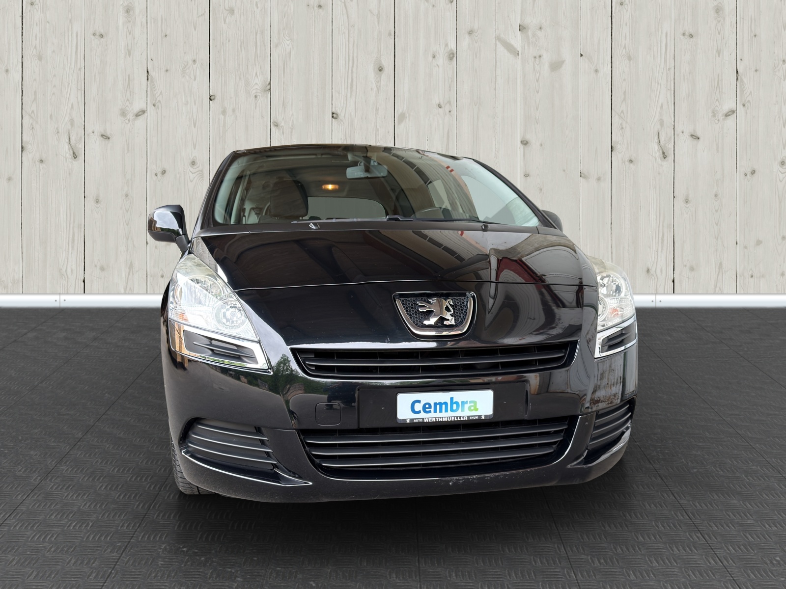 PEUGEOT 5008 1.6 16V VTI Sport-image-1