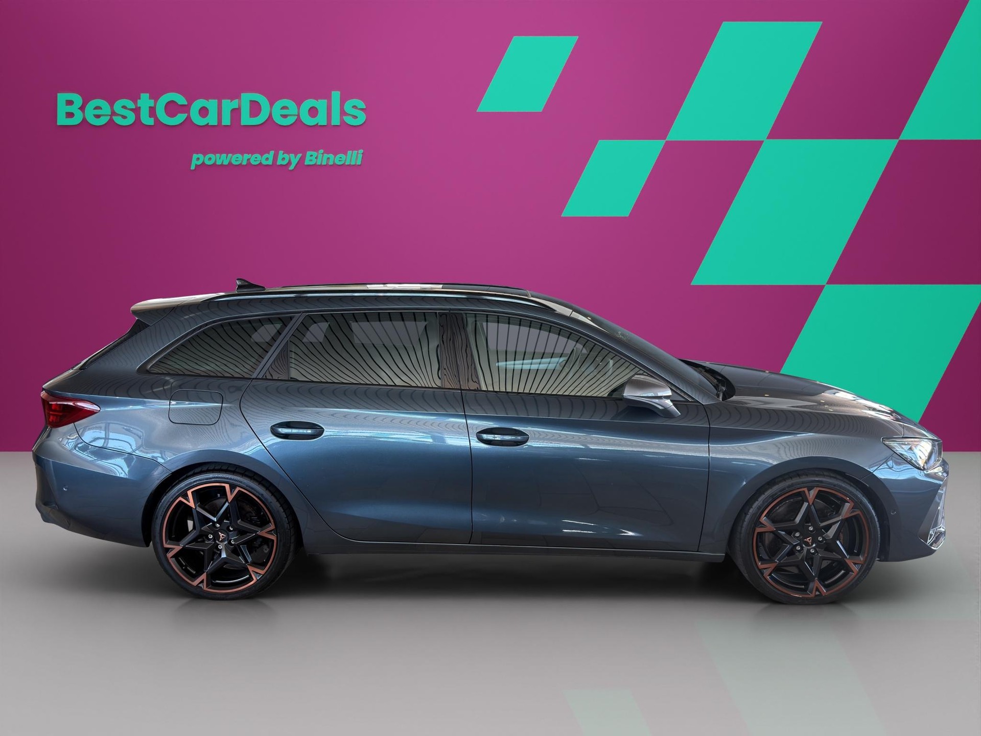 CUPRA Leon ST 2.0 TSI 333 VZ 4Drive DSG-showroom-element-1