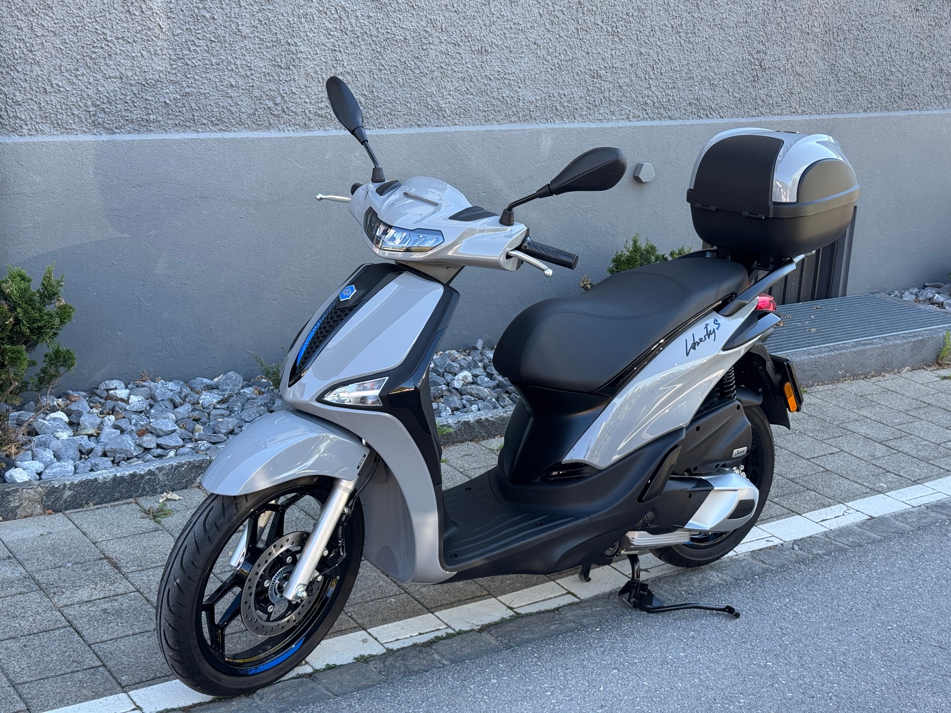 PIAGGIO Liberty 125 Sport E5+-image-0