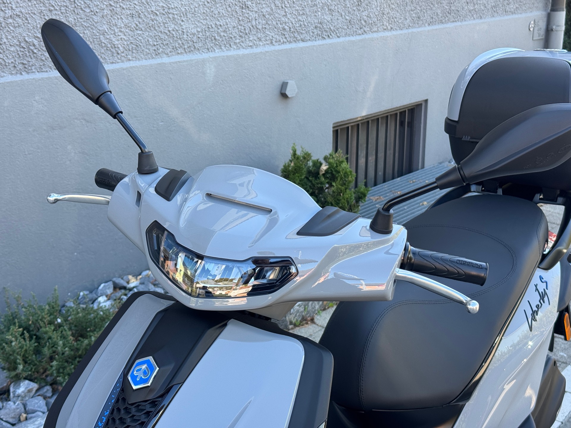 PIAGGIO Liberty 125 Sport E5+-image-1