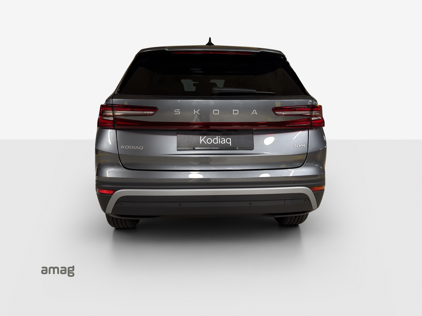 SKODA Kodiaq Dynamic 2.0TSI 204PS 7DSG4x4-showroom-element-3