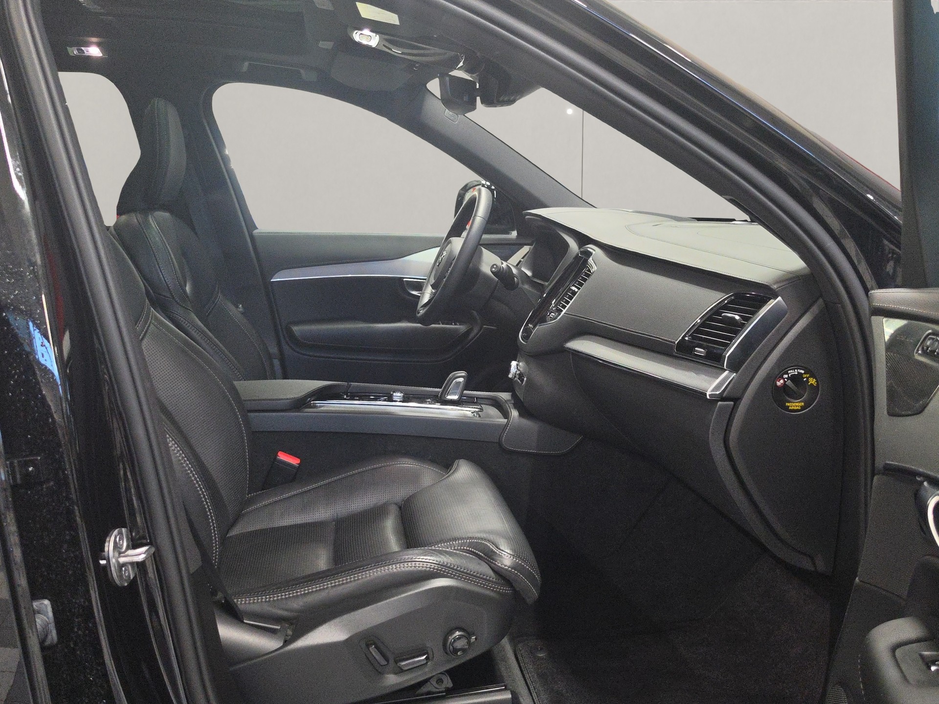 VOLVO XC90 2.0 T8 TE R-Design 7P. eAWD-image-9